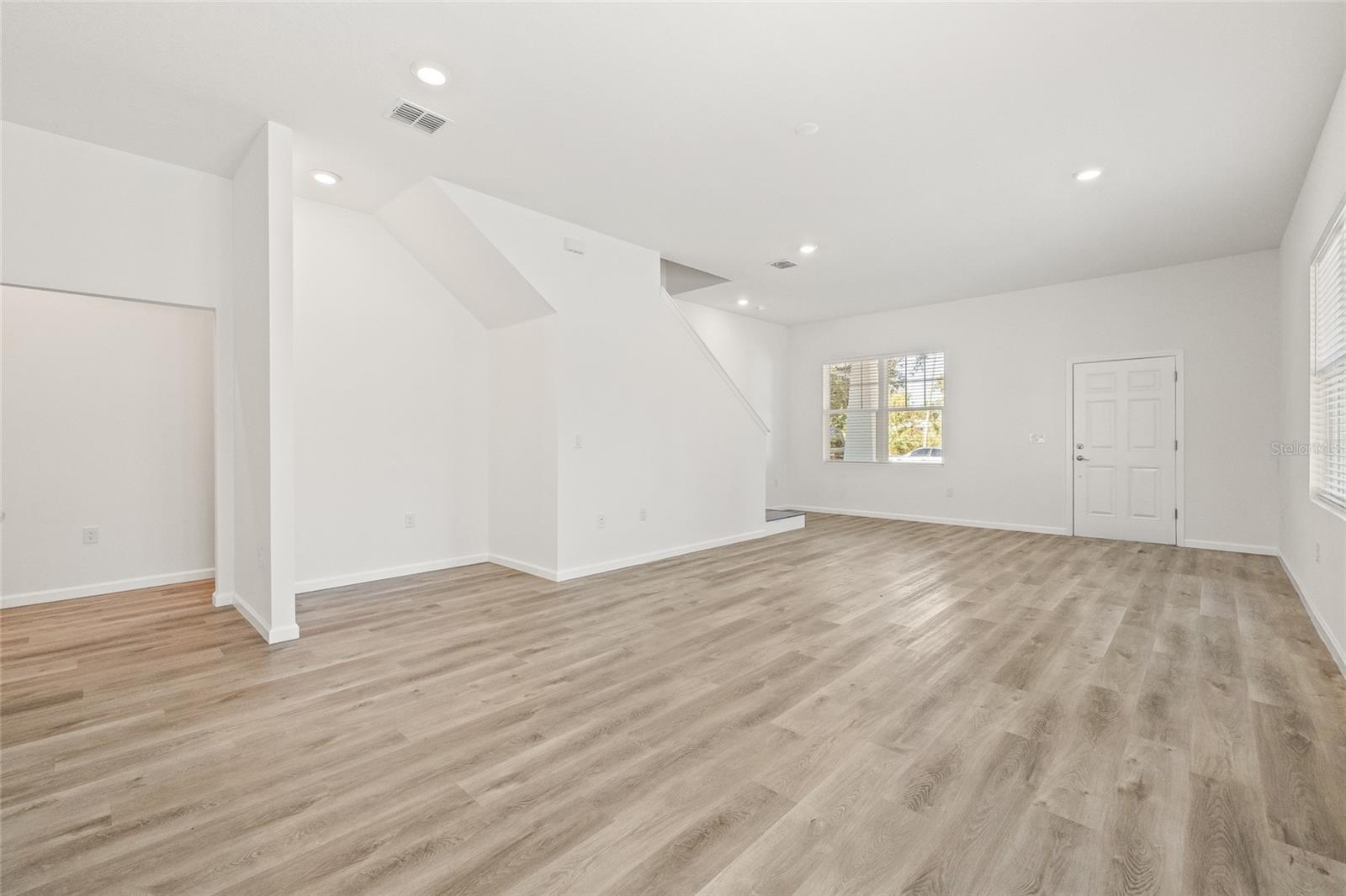 3005 E 17TH AVE — photo 10