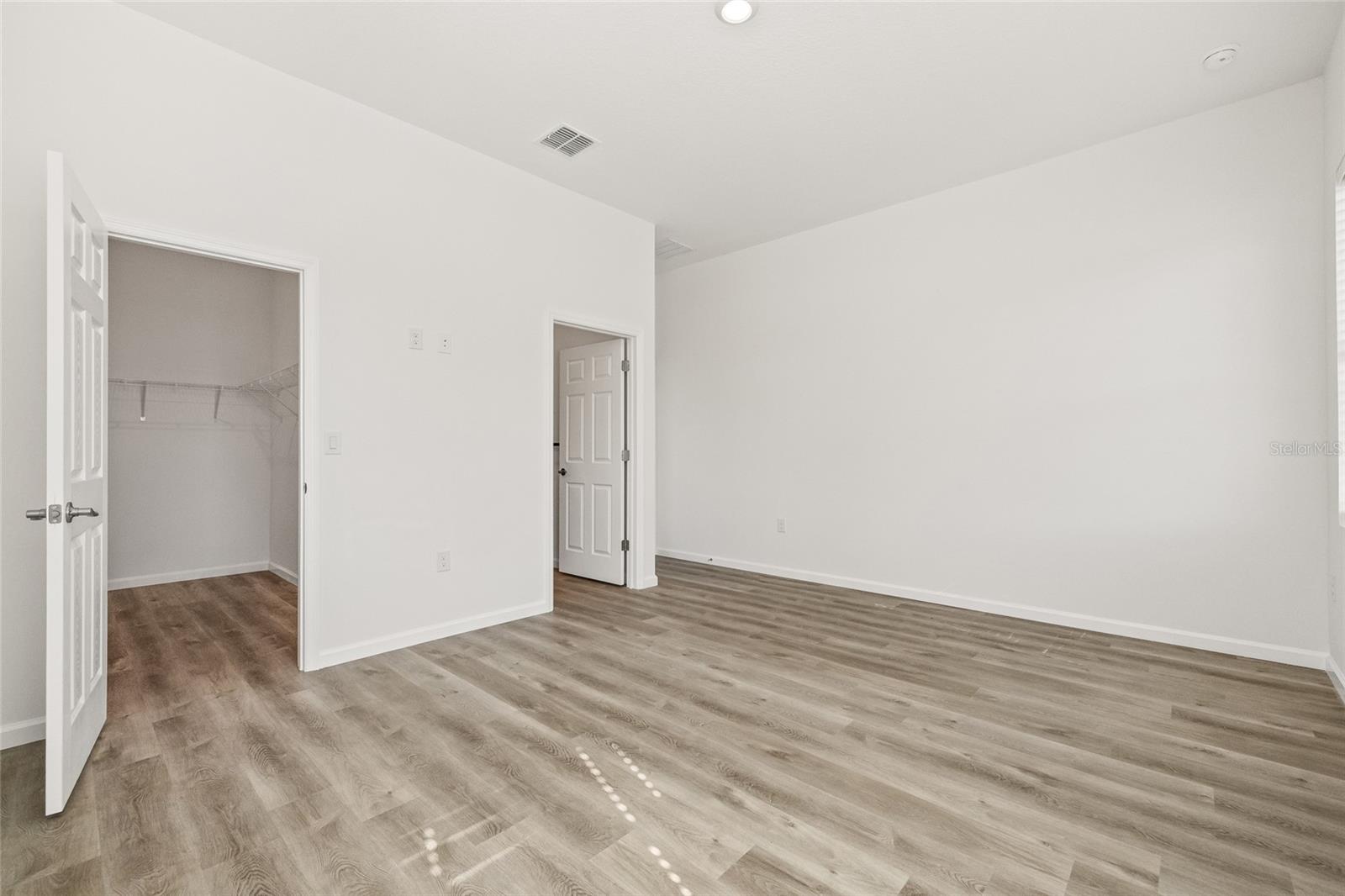 3005 E 17TH AVE — photo 26