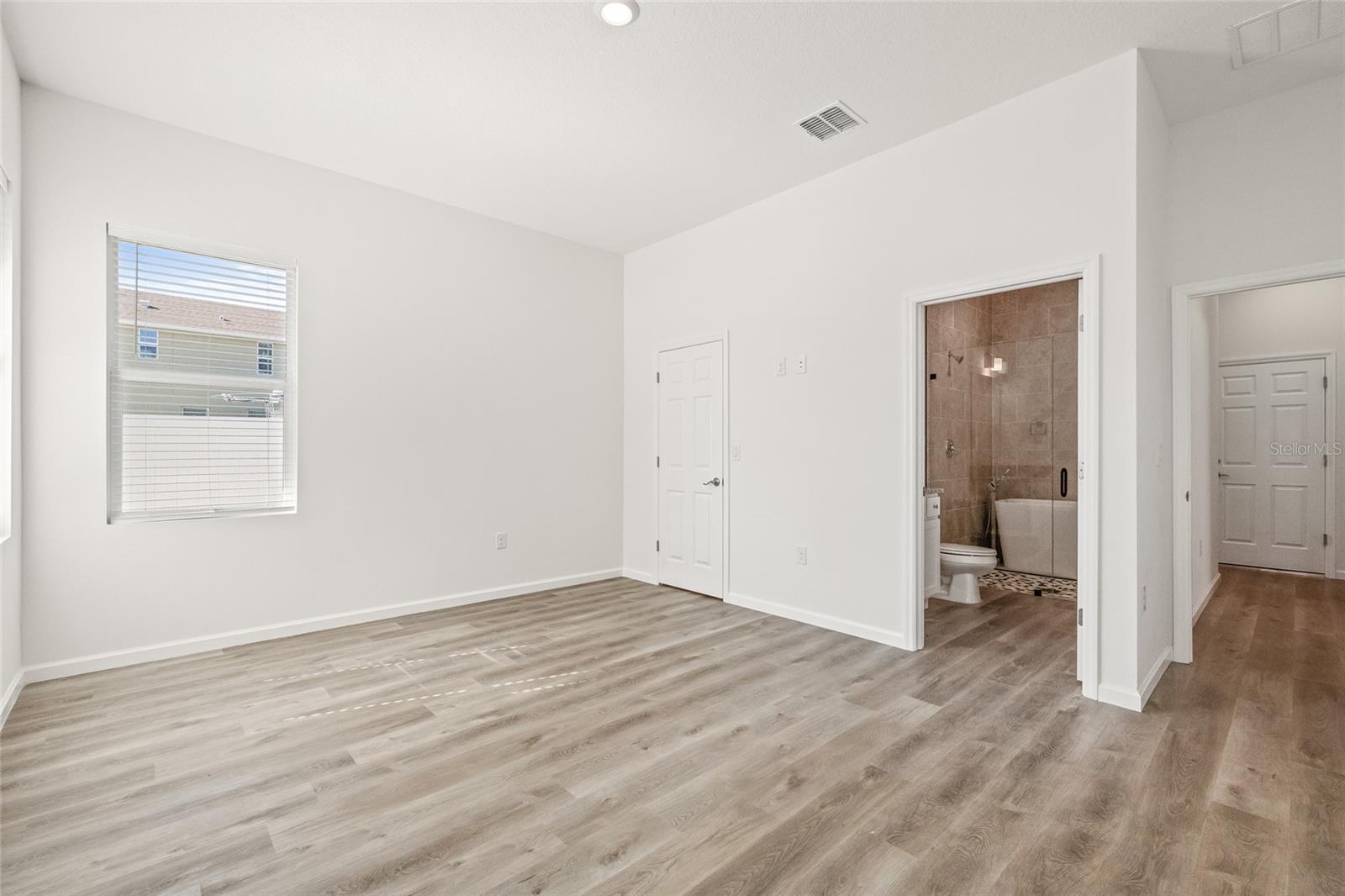 3005 E 17TH AVE — photo 25