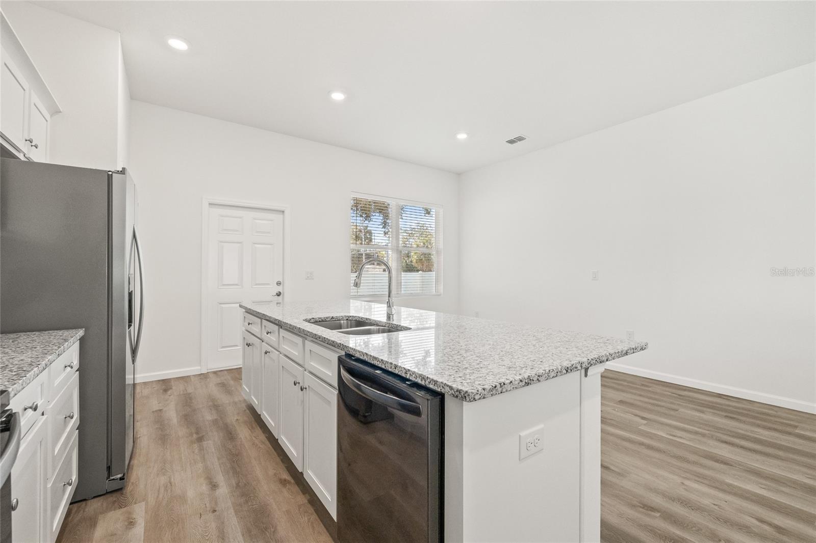 3005 E 17TH AVE — photo 21