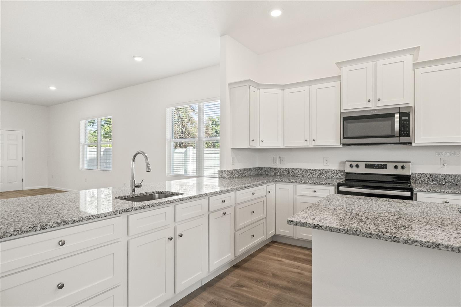 3005 E 17TH AVE — photo 19