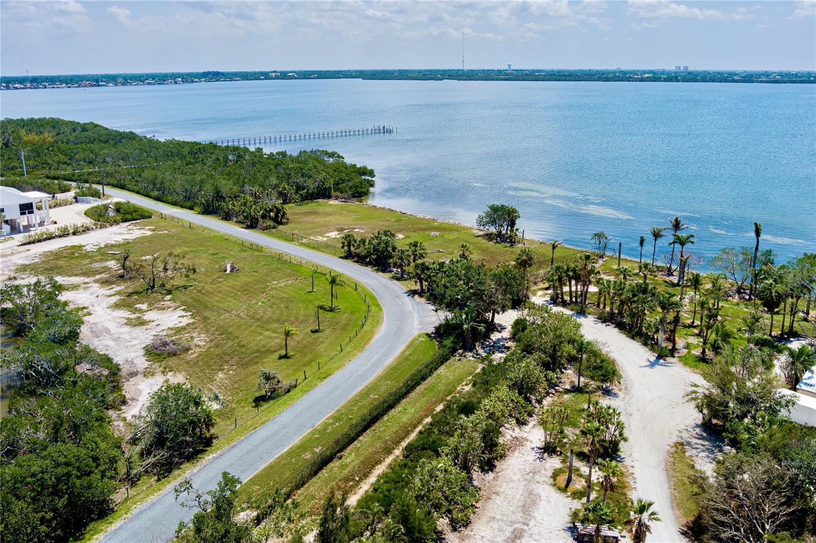 285 HORSESHOE LOOP RD — photo 11