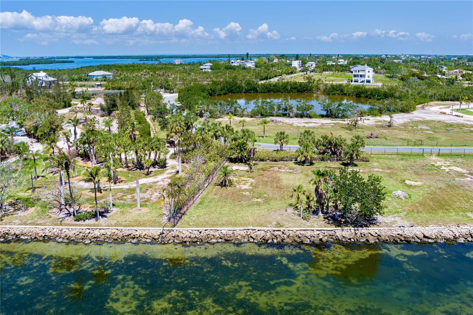 285 HORSESHOE LOOP RD — photo 8