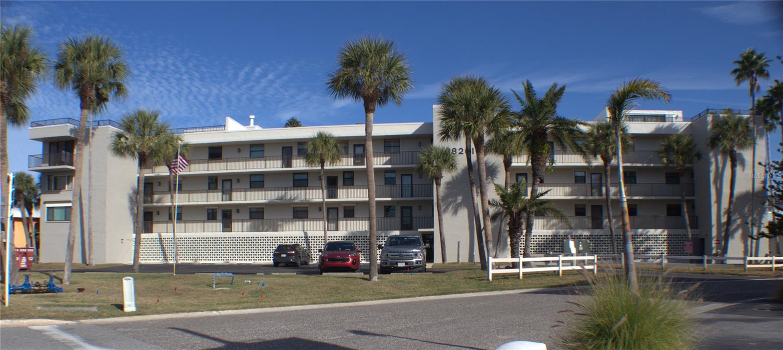 18201 GULF BLVD #201 — photo 2