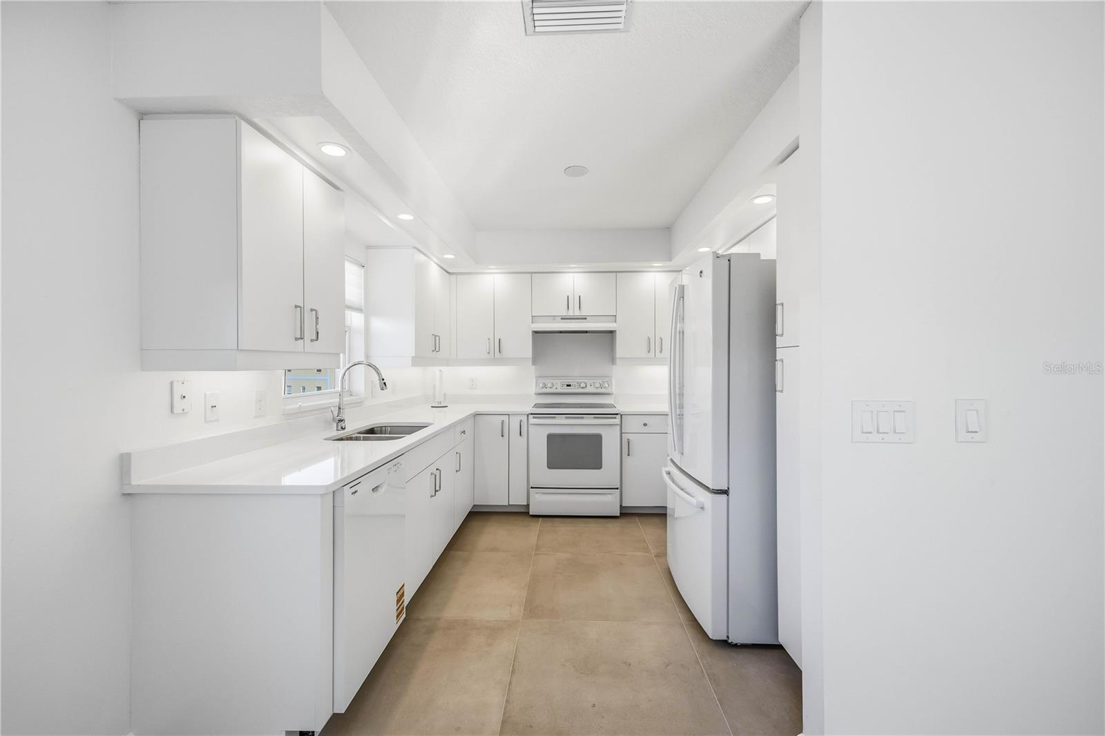 5800 SABAL TRACE DR #1302 — photo 13