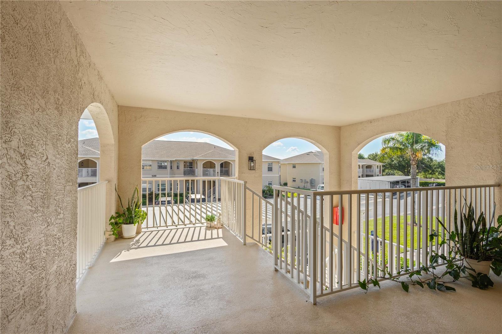 5800 SABAL TRACE DR #1302 — photo 3