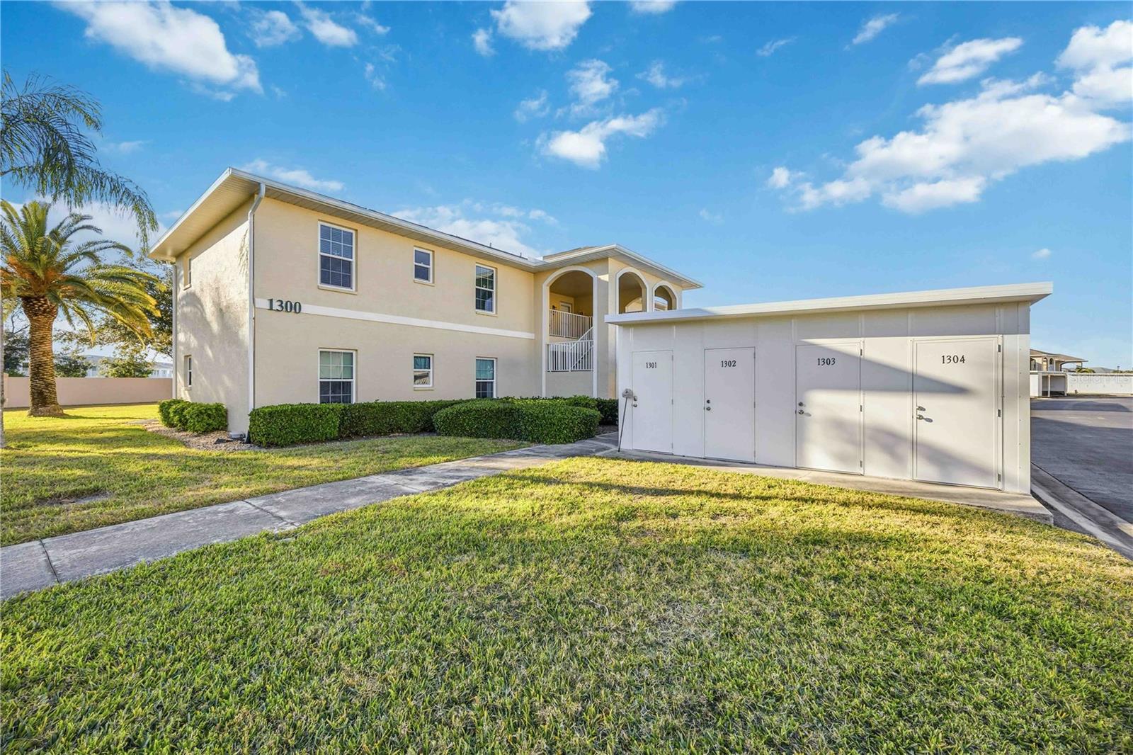 5800 SABAL TRACE DR #1302 — photo 2