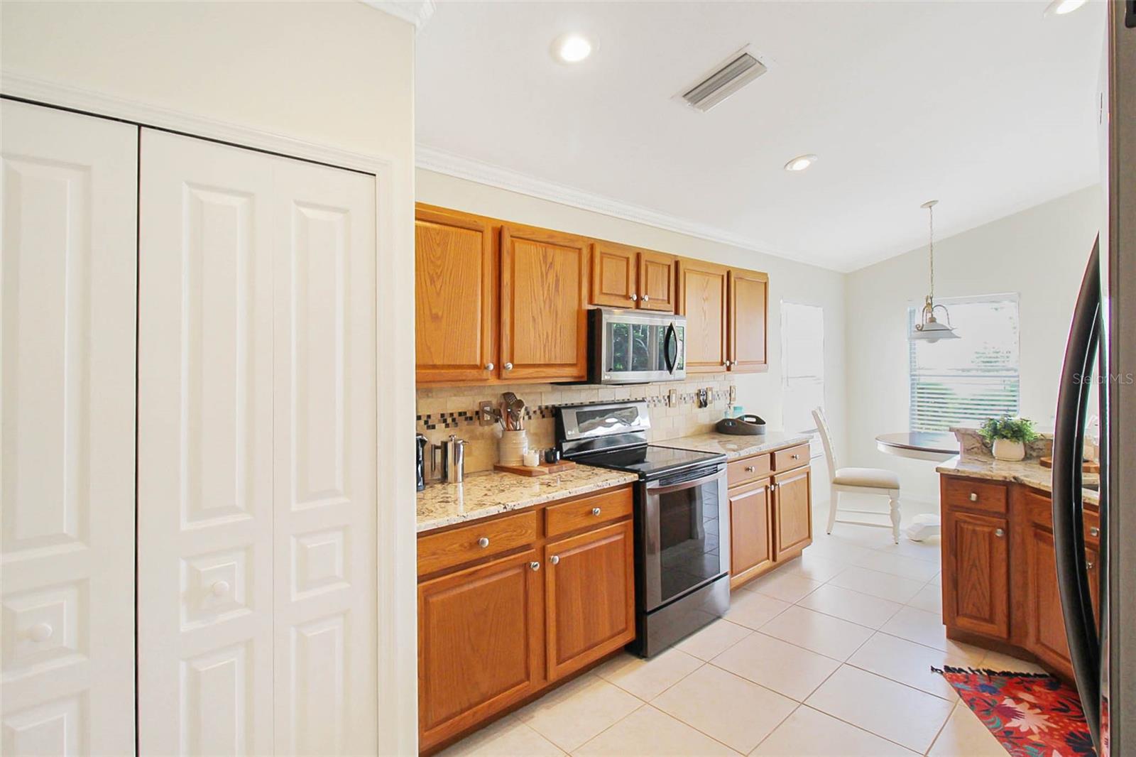 163 BRAEMAR AVE — photo 18