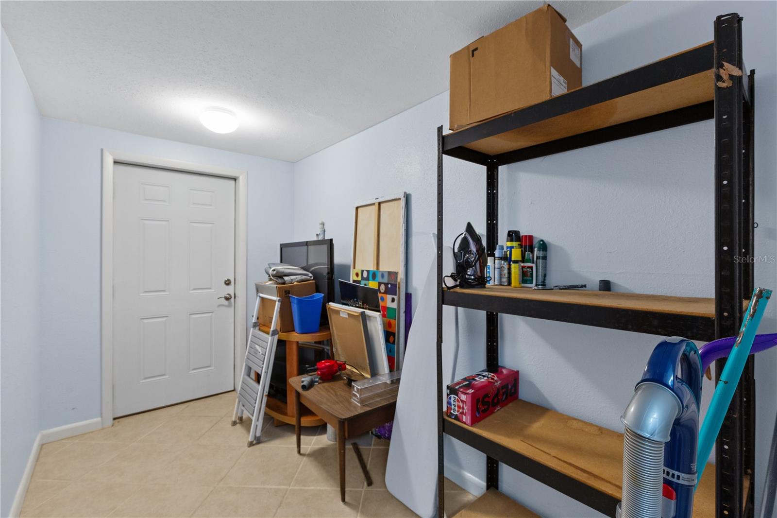 7860 HOLIDAY DR — photo 41