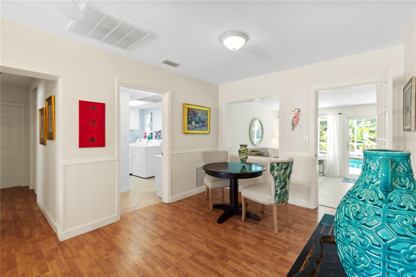 7860 HOLIDAY DR — photo 43