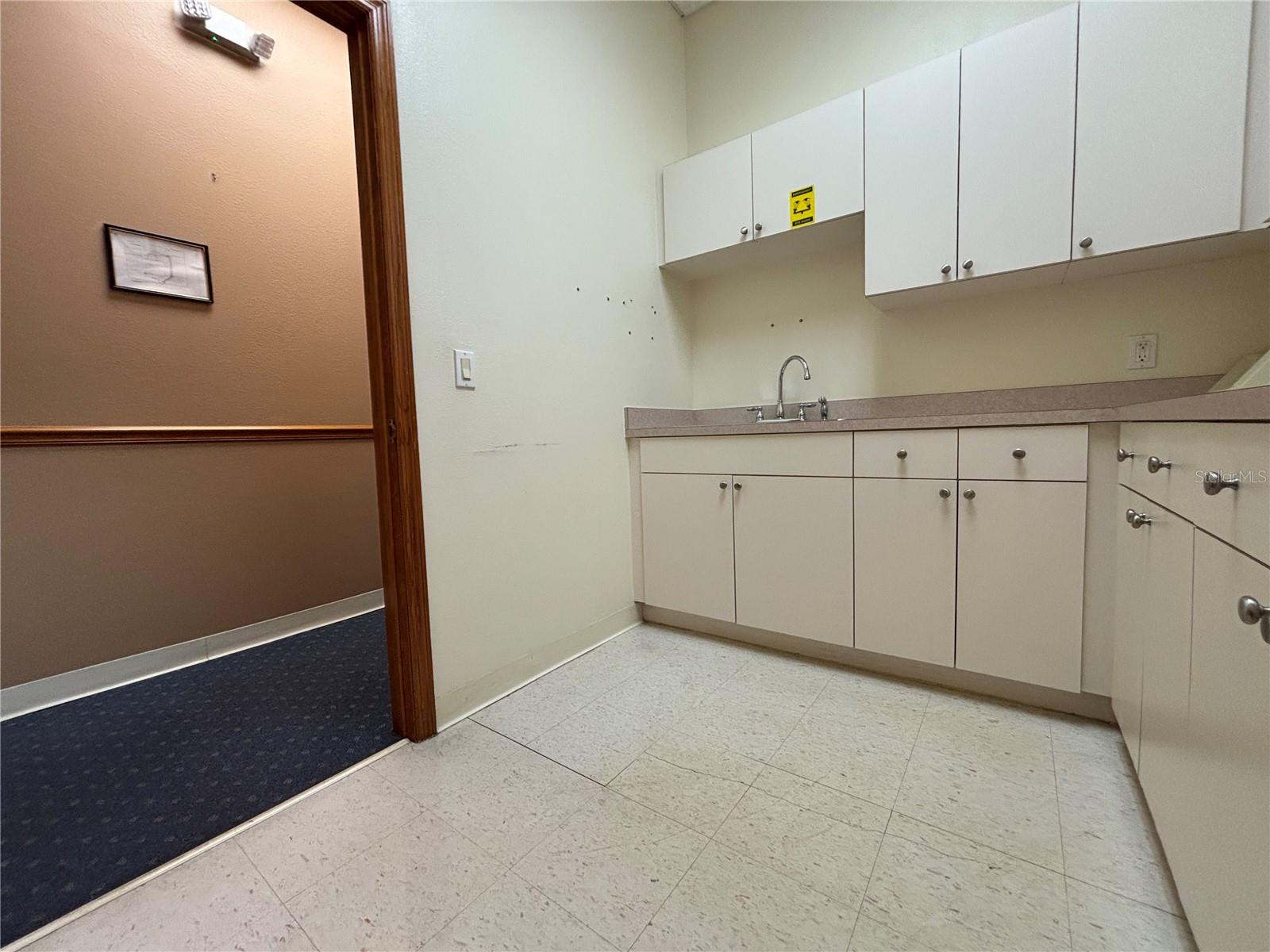 2855 ALT 19 — photo 25