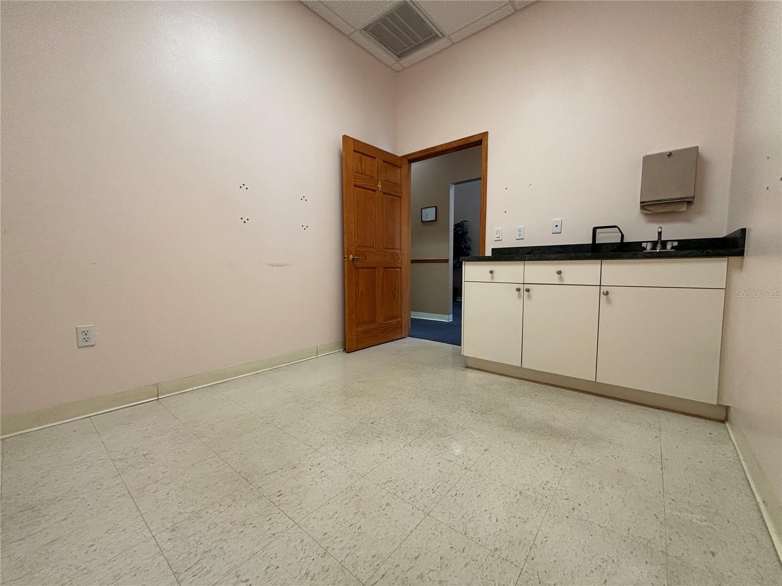 2855 ALT 19 — photo 38