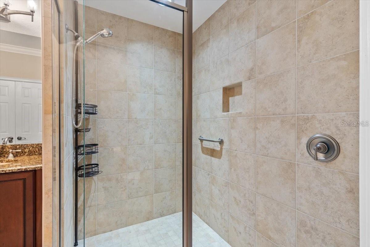 1143 RIVERSCAPE ST #A — photo 31