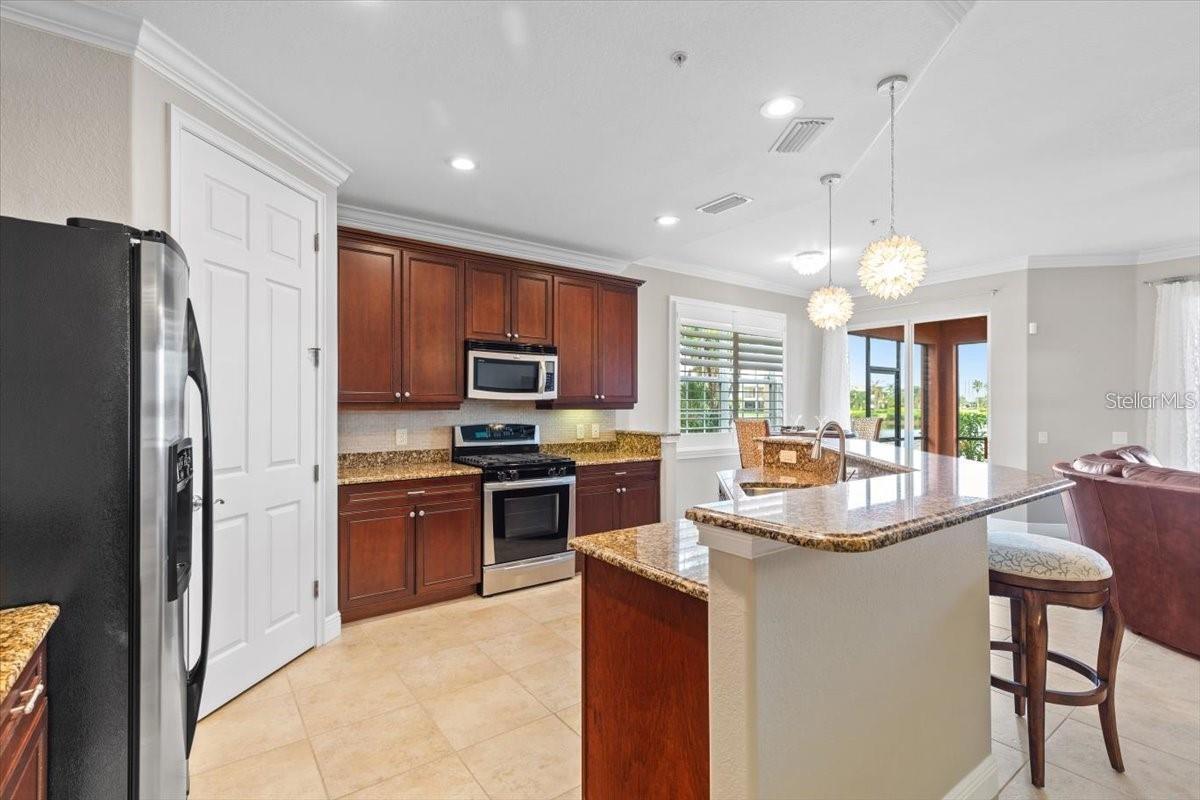 1143 RIVERSCAPE ST #A — photo 10