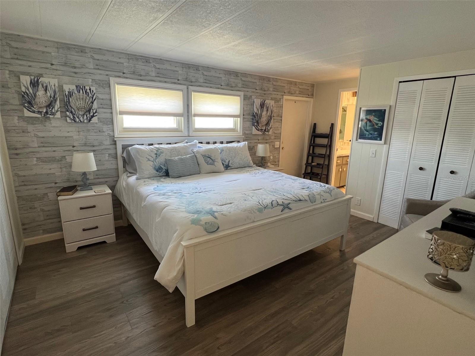 825 COCONUT PALM ST — photo 20