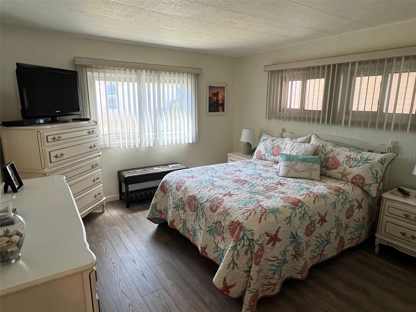 825 COCONUT PALM ST — photo 23