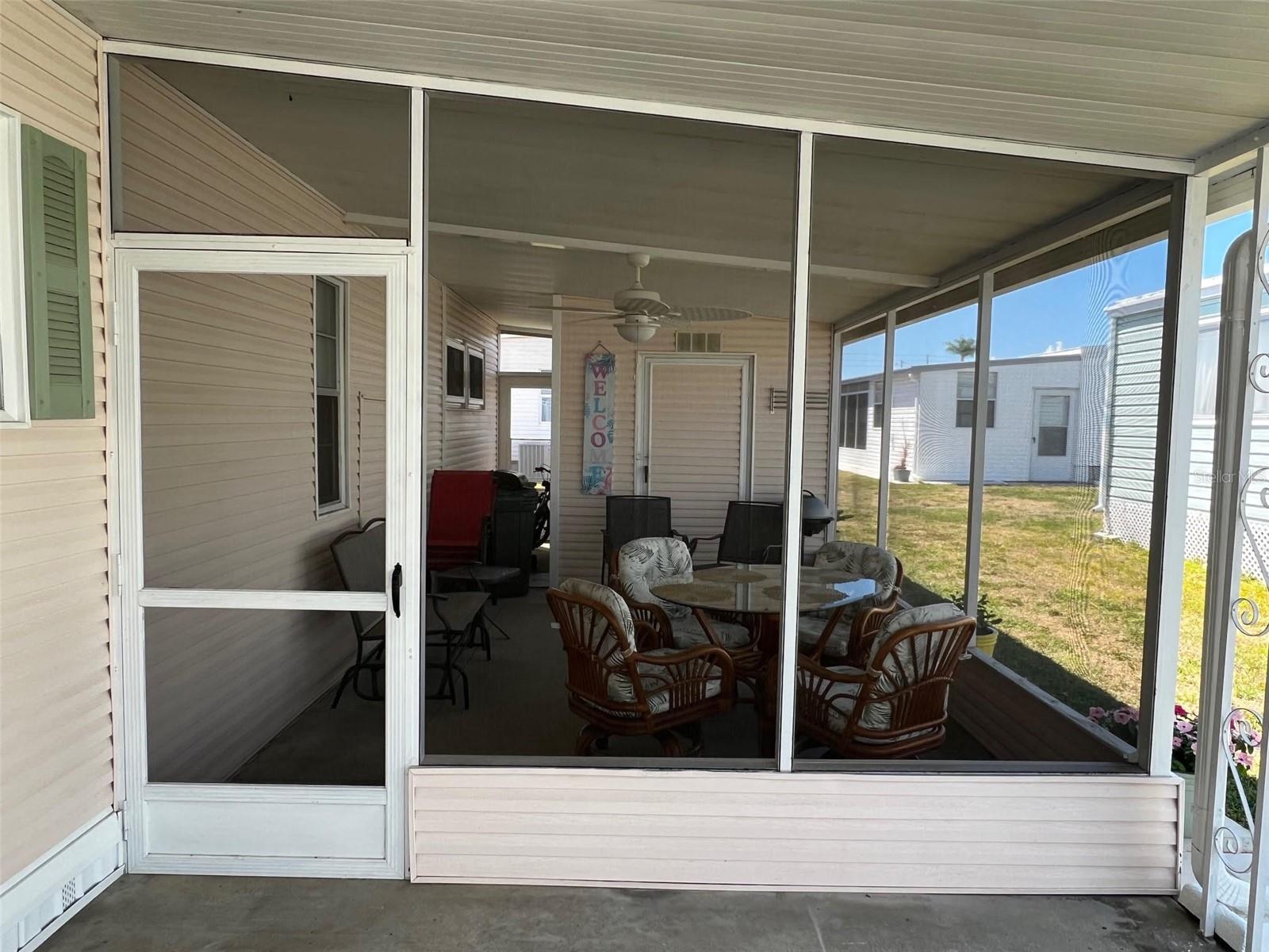 825 COCONUT PALM ST — photo 4