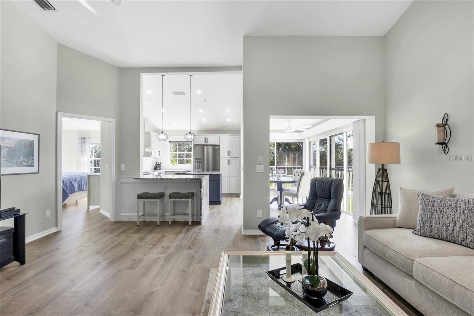 809 MONTROSE DR #203 — photo 14