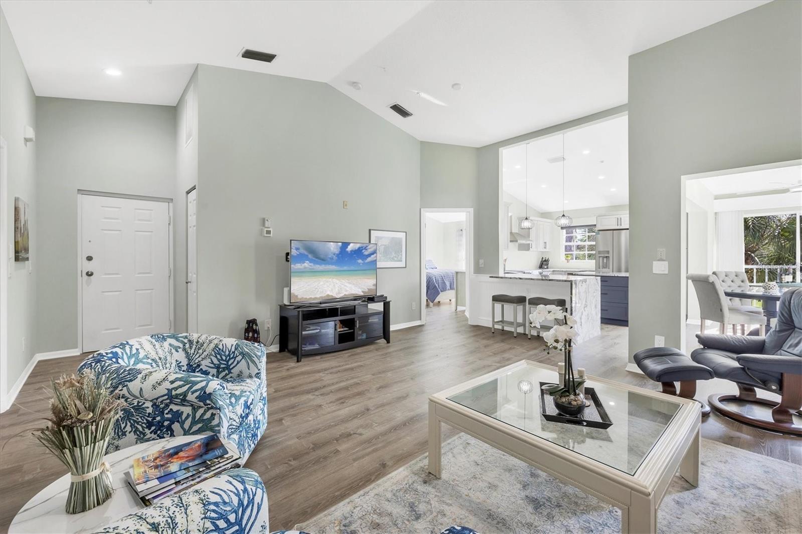 809 MONTROSE DR #203 — photo 16