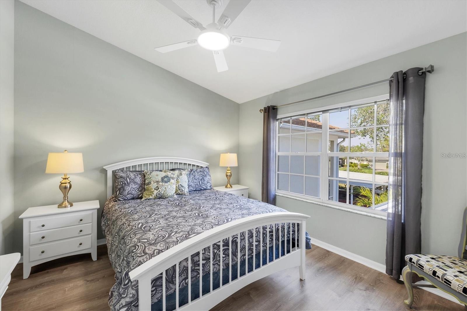 809 MONTROSE DR #203 — photo 20