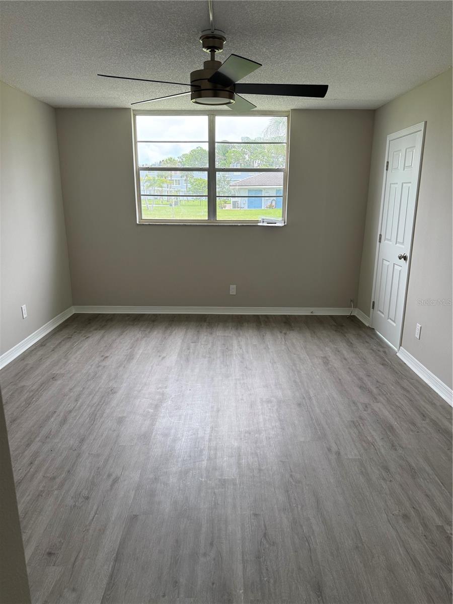 4715 BAY ST NE #119 — photo 8