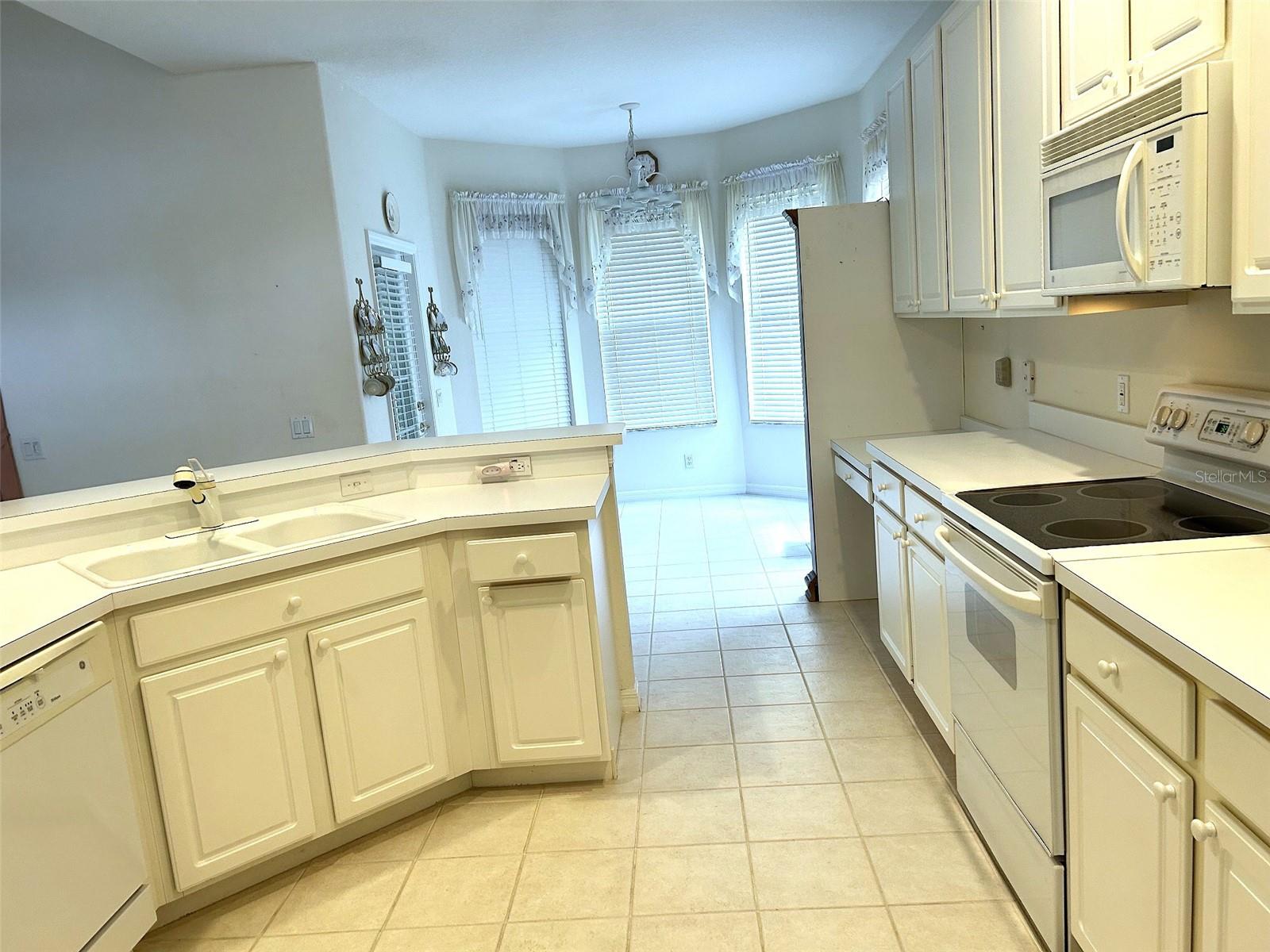 11752 WAYSIDE WILLOW CT — photo 10