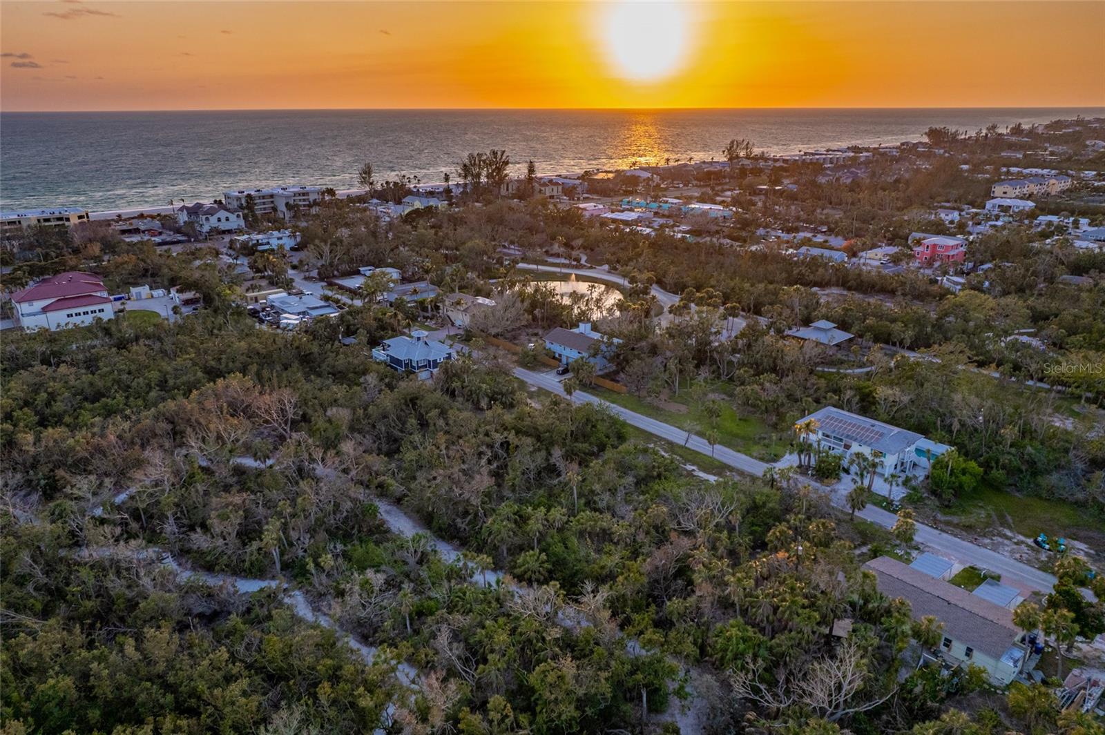 560 GULF BAY RD — photo 15