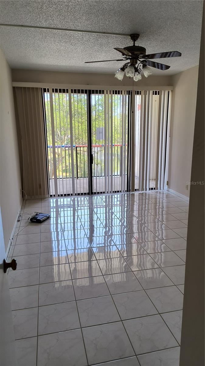 Home in BELLEAIR — photo 6