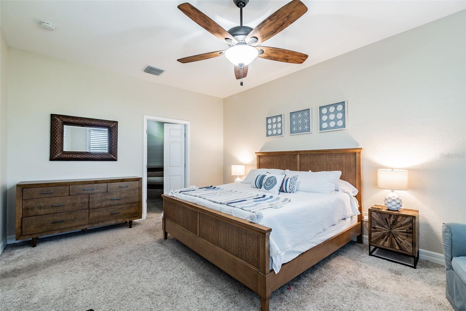 539 TREVISO DR — photo 13