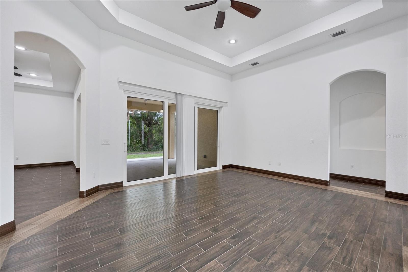 431 SEVILLA ST — photo 13