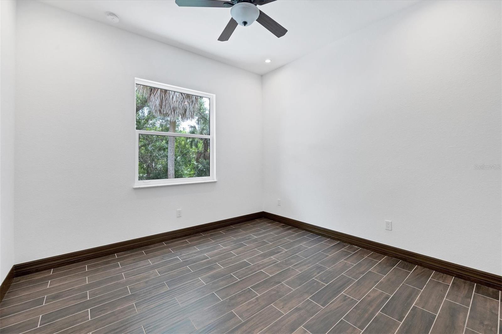 431 SEVILLA ST — photo 28