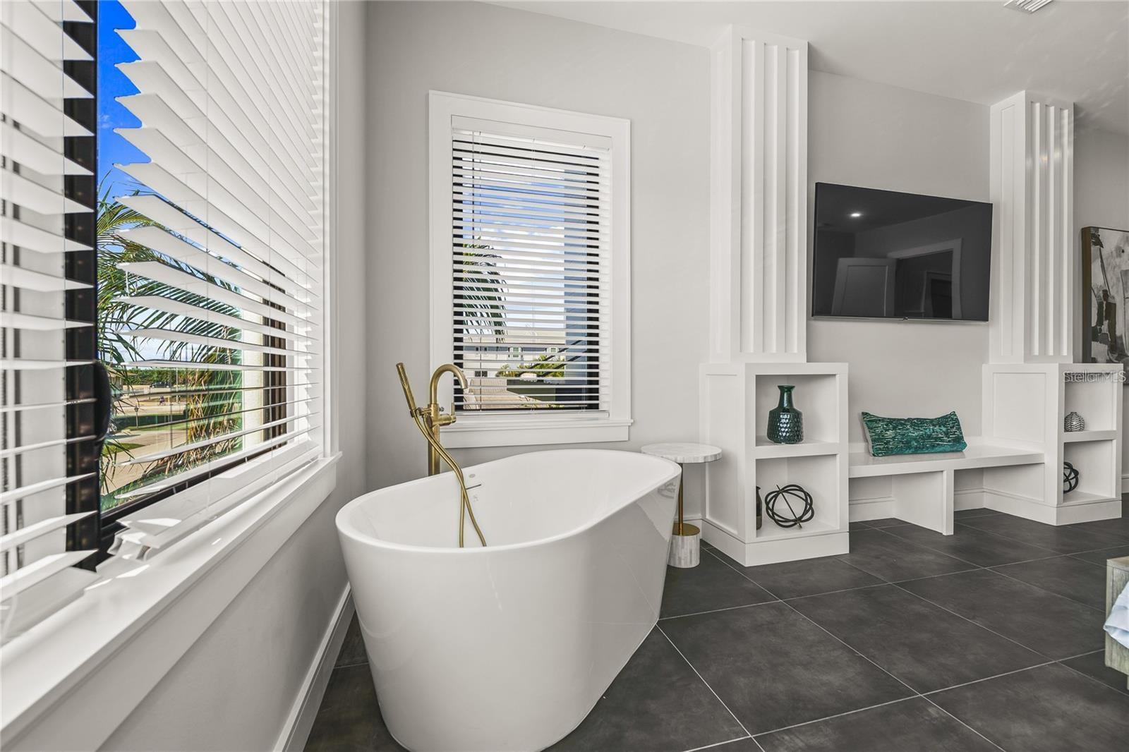 135 GRANT DR — photo 44