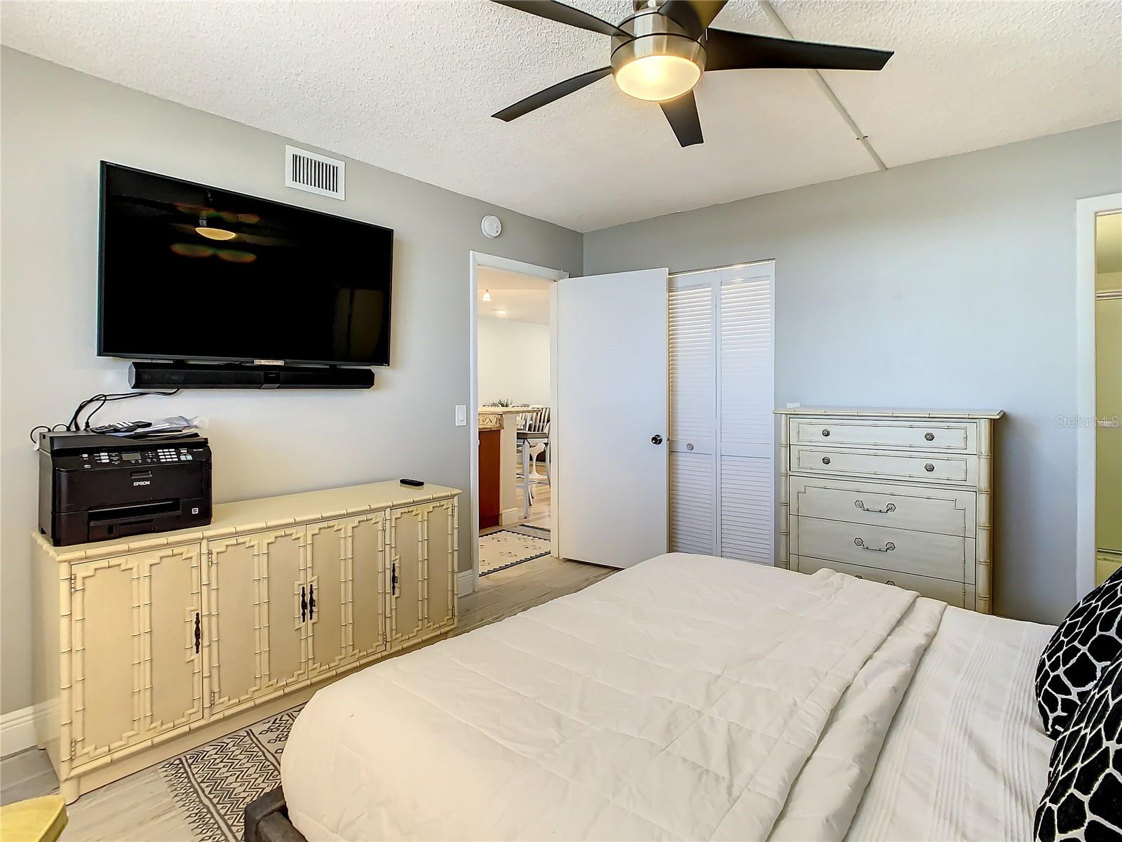18304 GULF BLVD #516 — photo 27