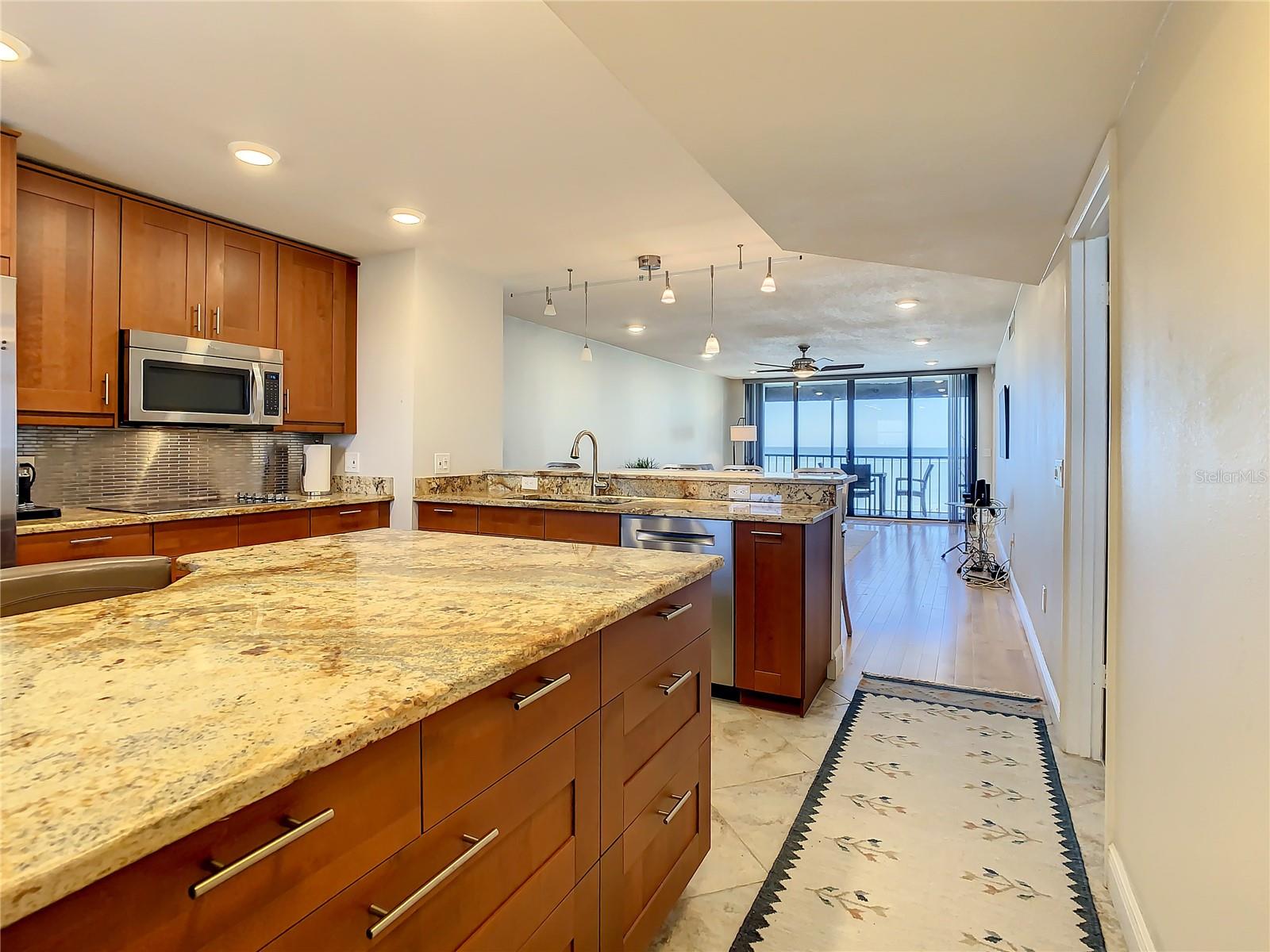 18304 GULF BLVD #516 — photo 4