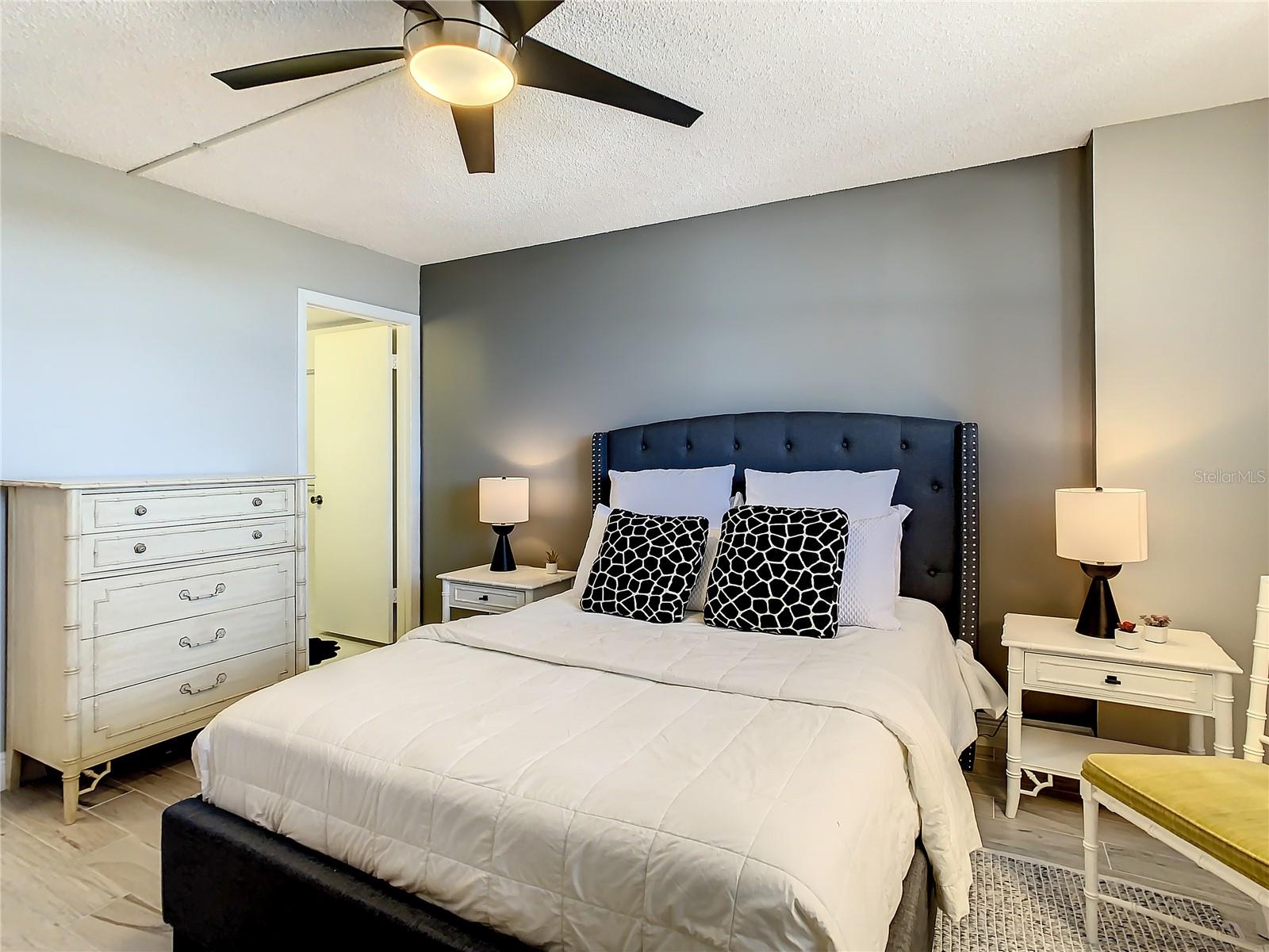 18304 GULF BLVD #516 — photo 28