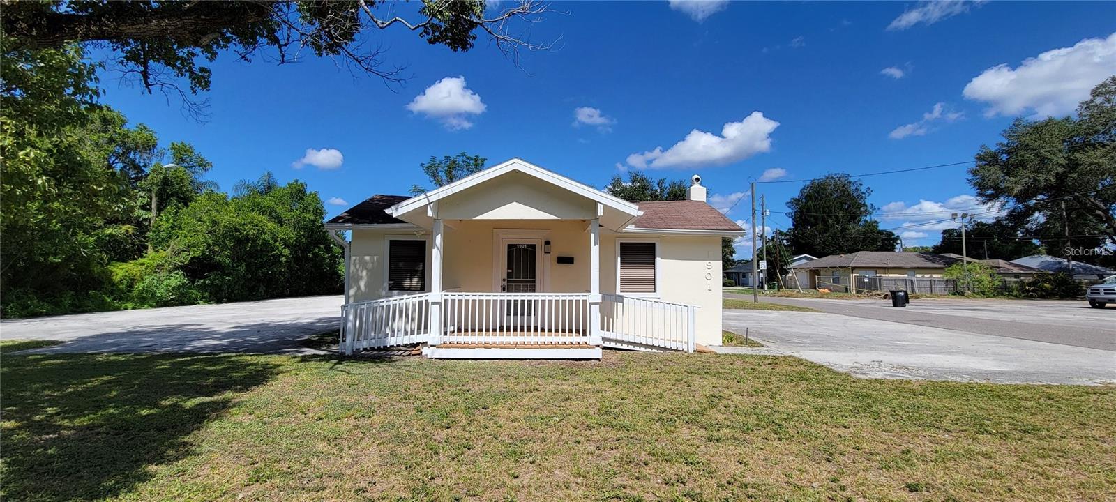 1901 W SLIGH AVE — photo 18