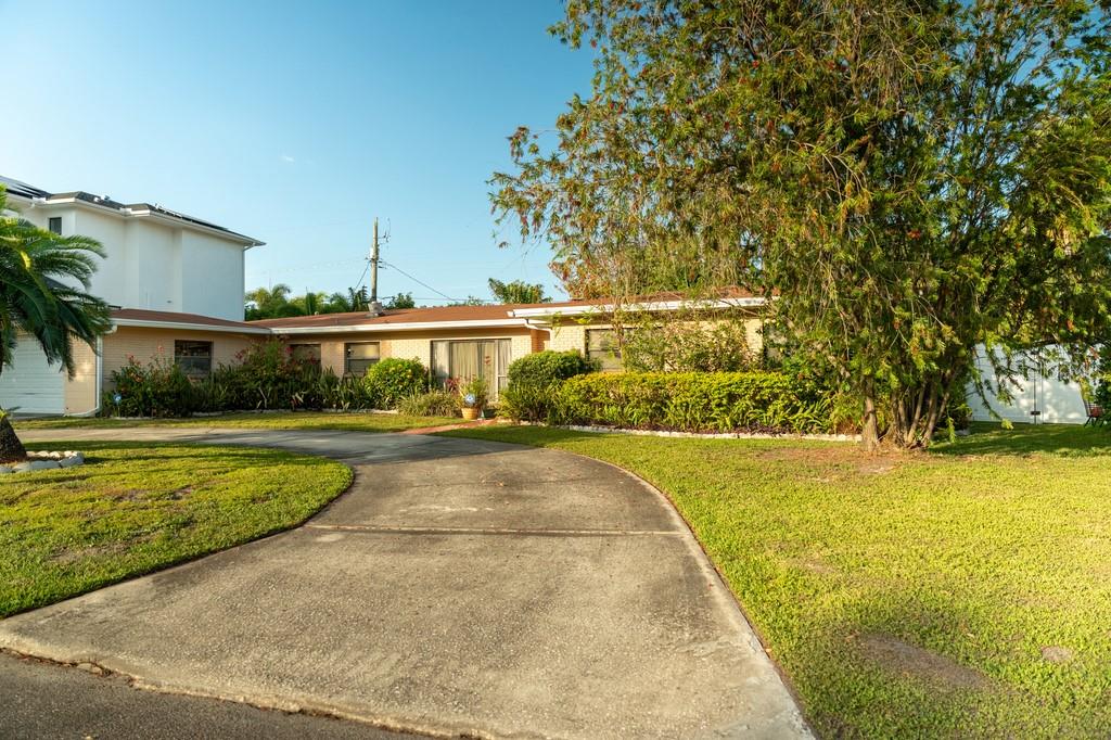 631 LUZON AVE — photo 3