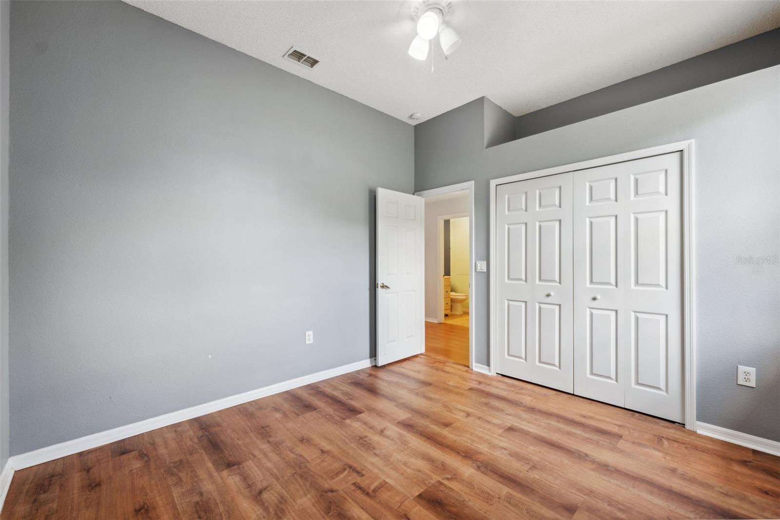 9104 WATER HAZARD DR — photo 28