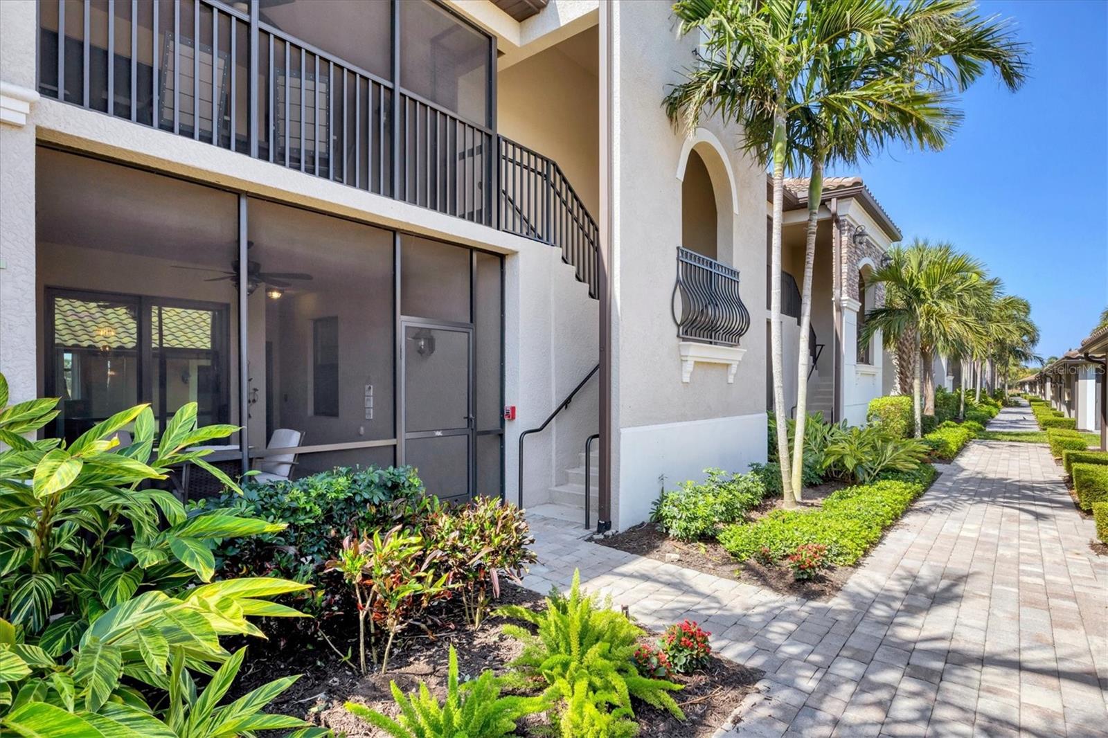 5624 PALMER CIR #105 — photo 4