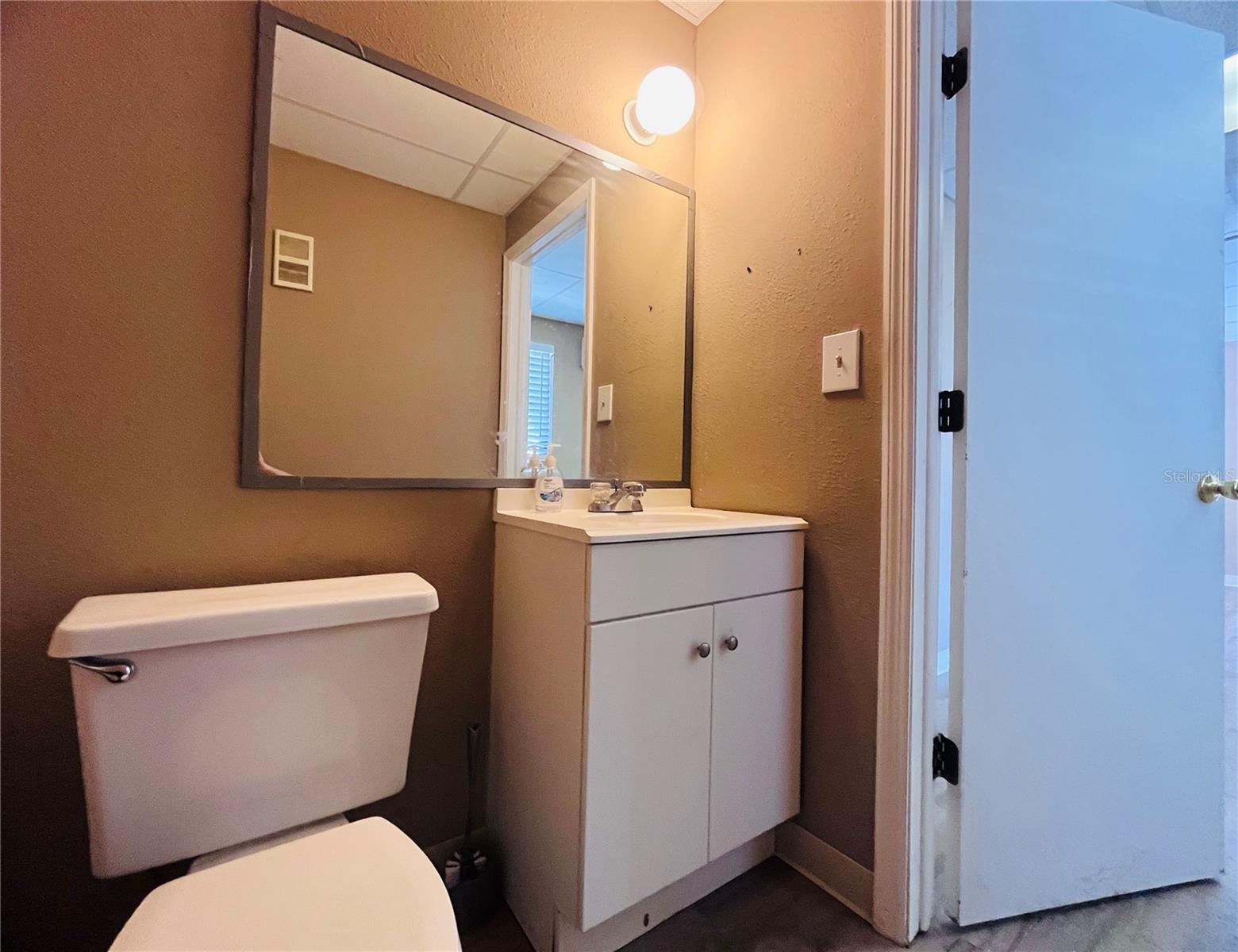 6935 RIDGE RD — photo 15