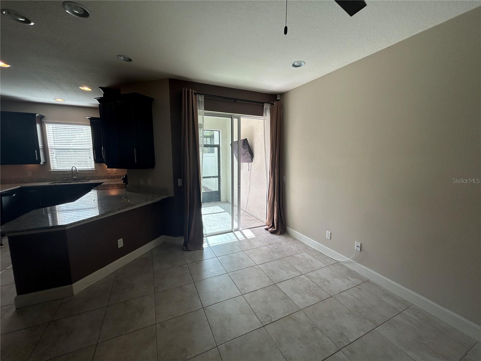 403 E TUSCAN LN E — photo 4