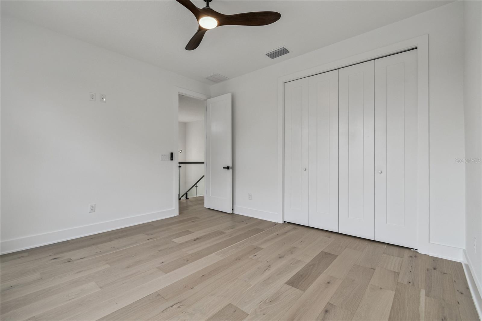 5406 N PERSHING PL — photo 40