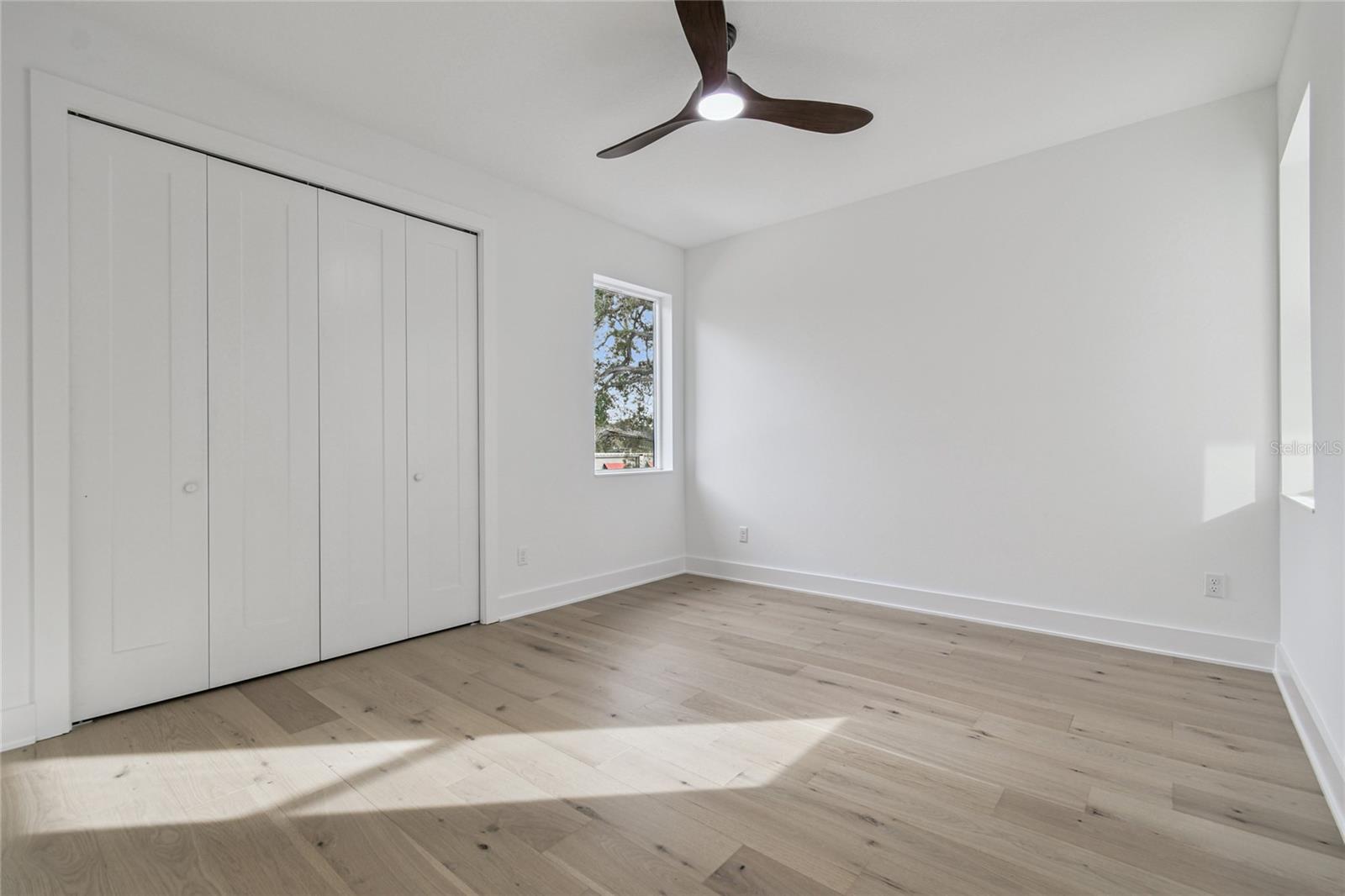 5406 N PERSHING PL — photo 44