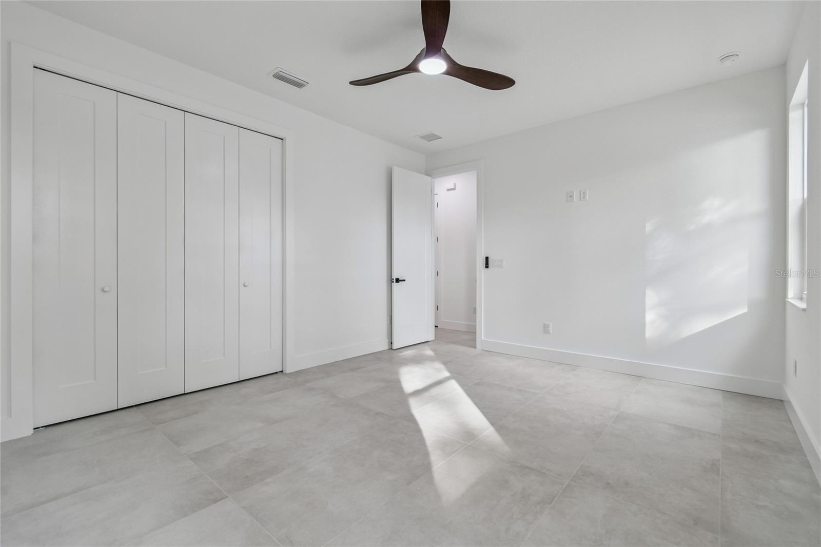 5406 N PERSHING PL — photo 30