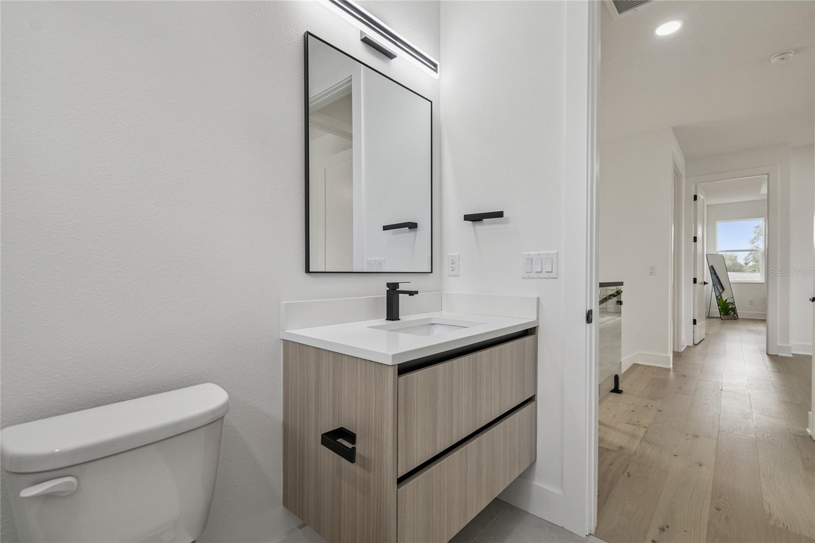 5406 N PERSHING PL — photo 43