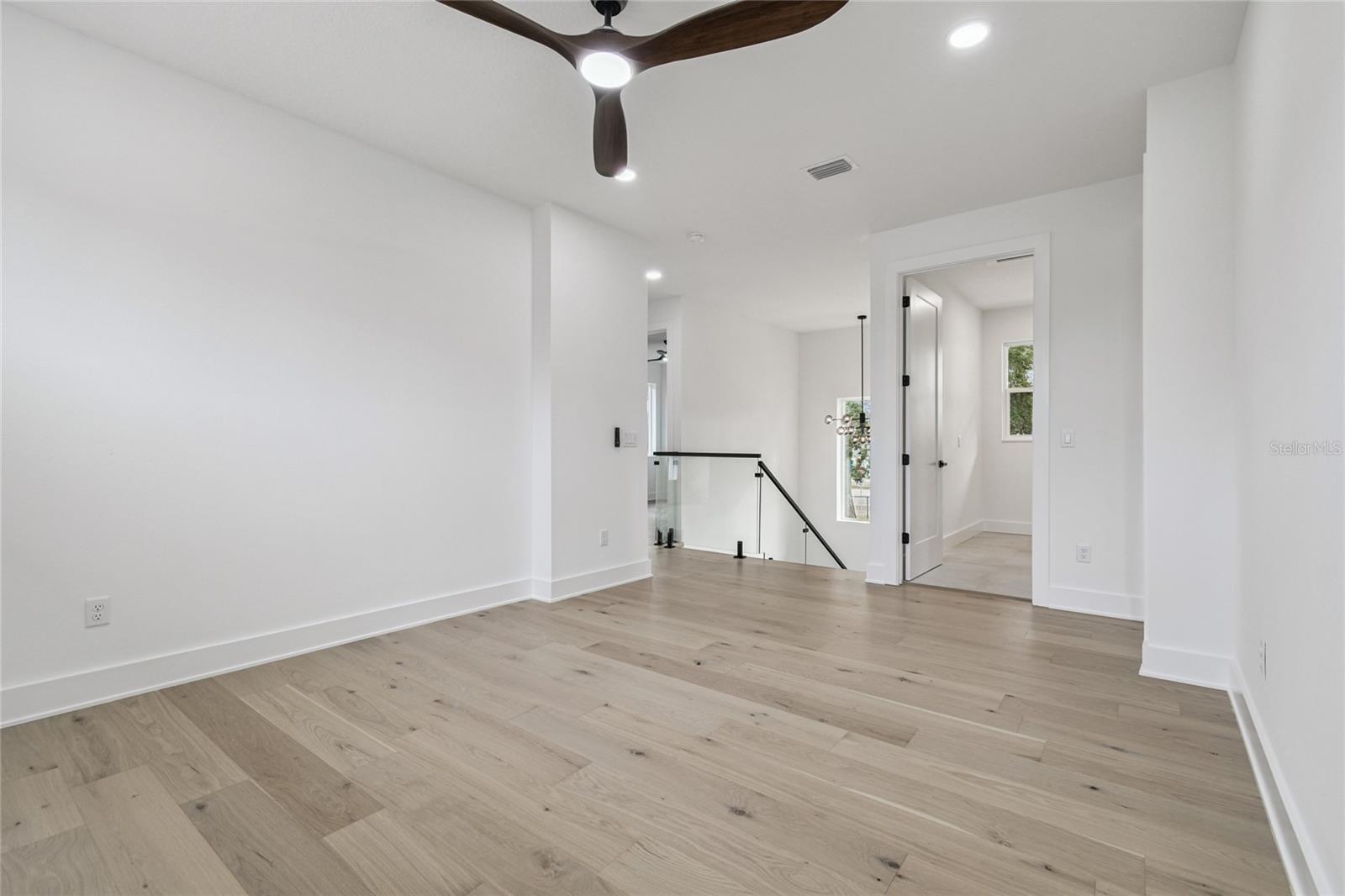 5406 N PERSHING PL — photo 38