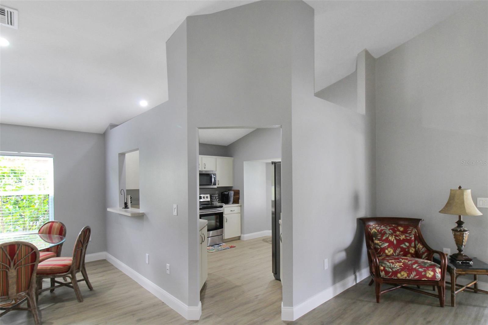 1304 CAPRI ISLES BLVD #31 — photo 8