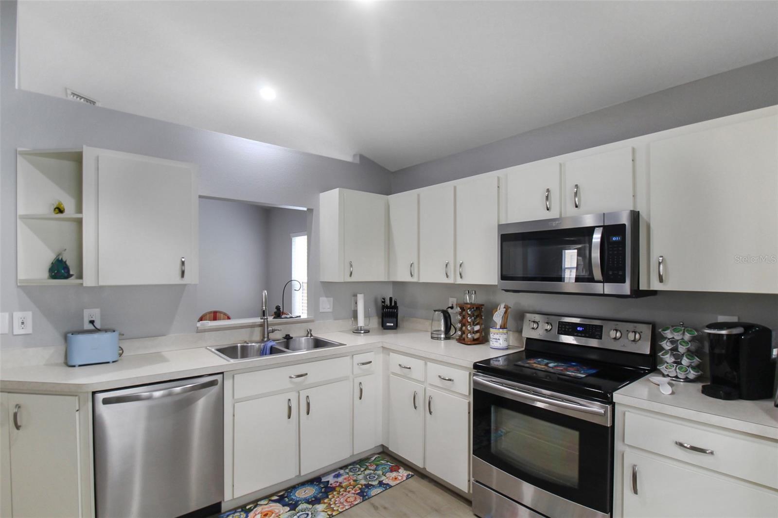 1304 CAPRI ISLES BLVD #31 — photo 15