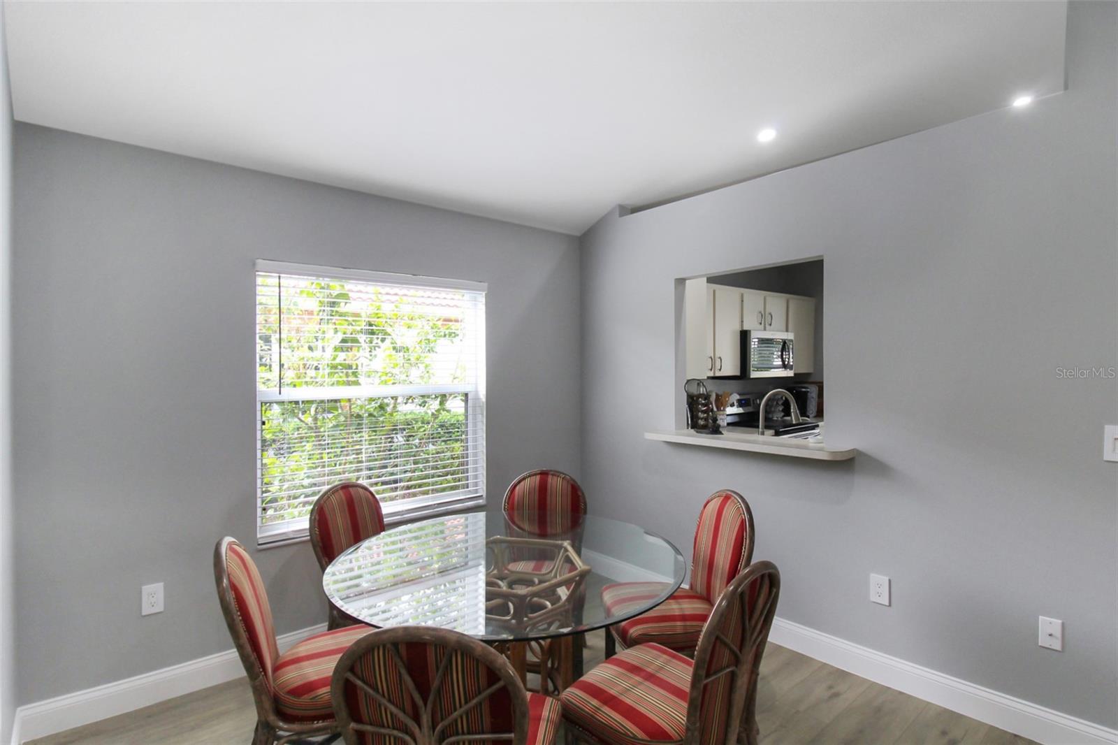 1304 CAPRI ISLES BLVD #31 — photo 6