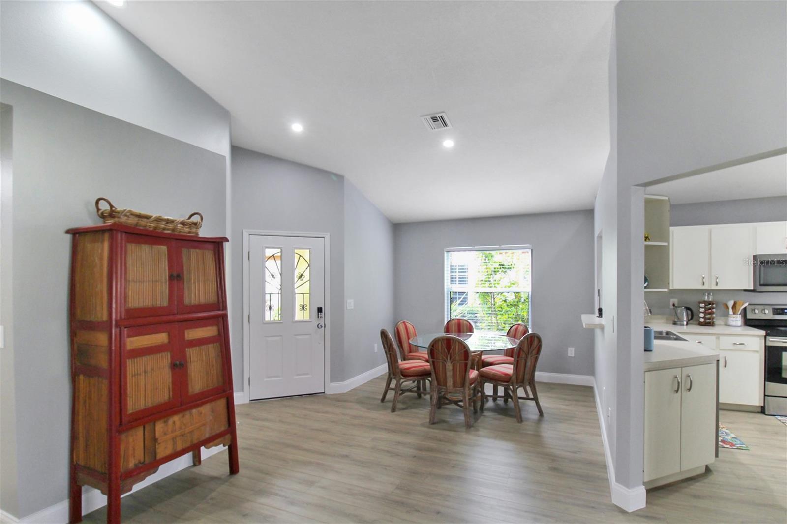 1304 CAPRI ISLES BLVD #31 — photo 7